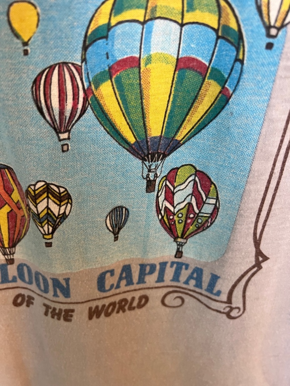Albuquerque Vintage 80's Balloon Small Capital Graphic Tee - Light Gray - Picture 2 of 9